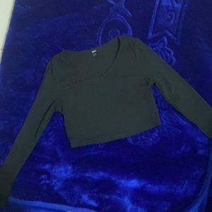 Black cropped long sleeve